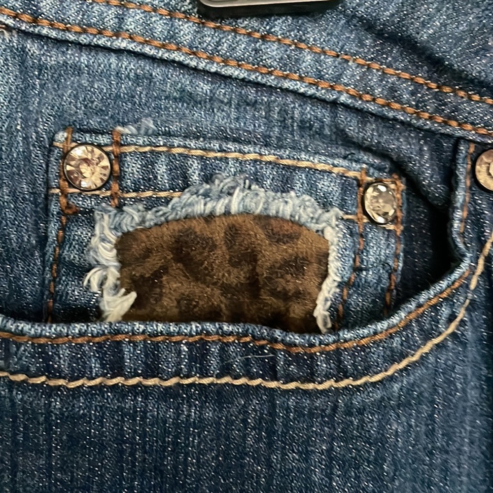 Reba Jeans - Picture 2 of 6